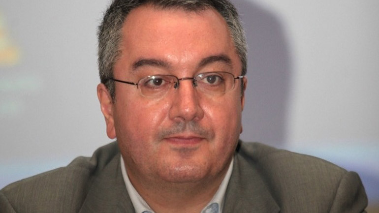 Μόσιαλος: Τα εμβόλια προστατεύουν επαρκώς και από την παραλλαγή Δέλτα