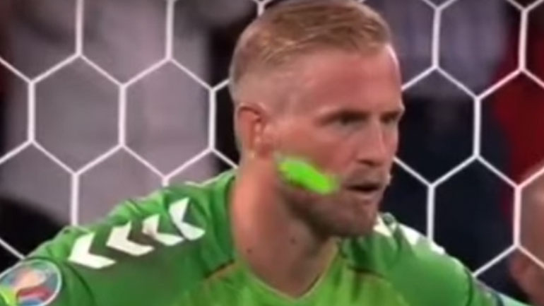 Πειθαρχικός έλεγχος στην Αγγλία για το λέιζερ στον Σμάιχελ