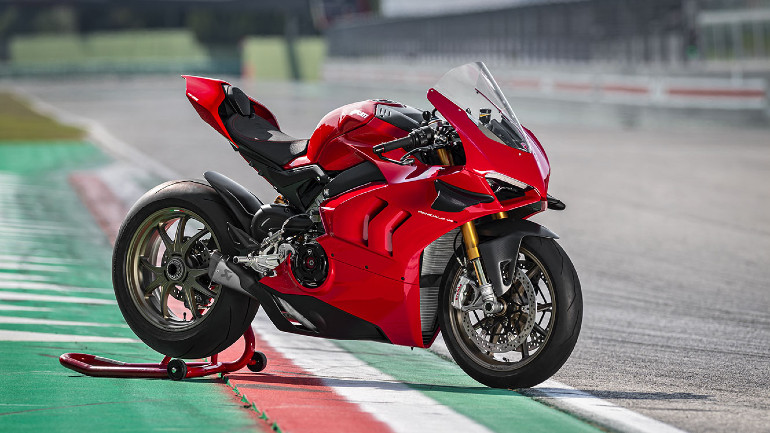 Η Ducati ετοιμάζει κιβώτιο τεχνολογίας MotoGP στην Panigale