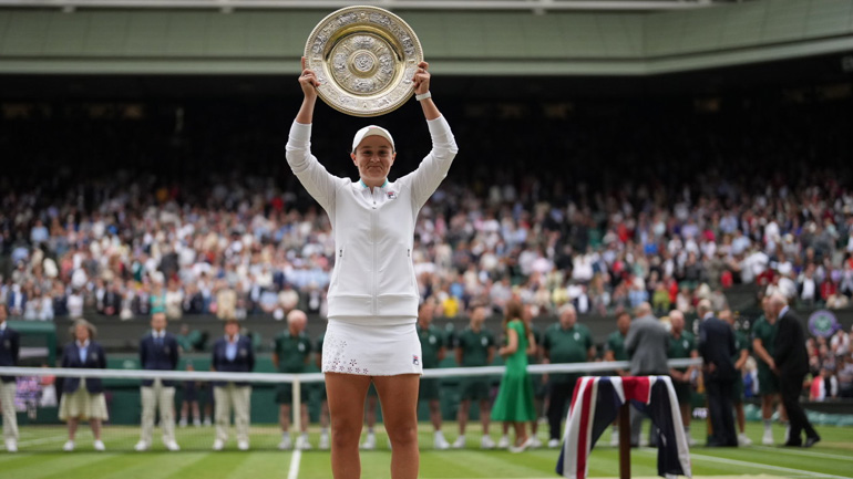 Γουίμπλεντον: Πρώτος τίτλος για την Μπάρτι στο Λονδίνο, 2-1 σετ την Πλίσκοβα