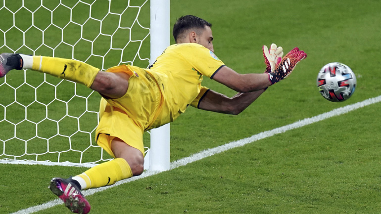 MVP του Euro 2020 ο Ντοναρούμα!