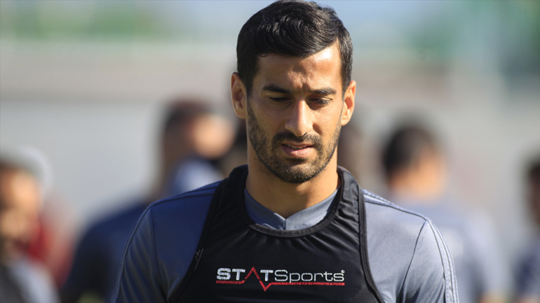 Φουλάρει για τον Χατζισαφί η ΑΕΚ