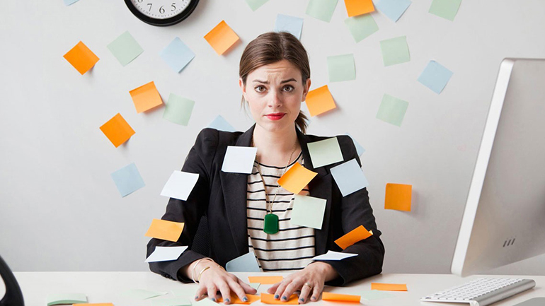 Πώς να αντιμετωπίσετε το εργασιακό στρες σύμφωνα με τους ειδικούς