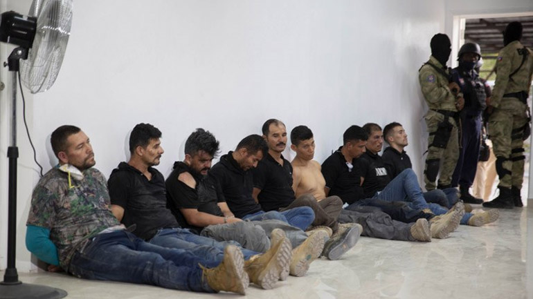 Πρώην πληροφοριοδότης της DEA ένας από τους συλληφθέντες για τη δολοφονία του προέδρου της Αϊτής Πρώην πληροφοριοδότης της DEA ένας από τους συλληφθέντες για τη δολοφονία του προέδρου της Αϊτής