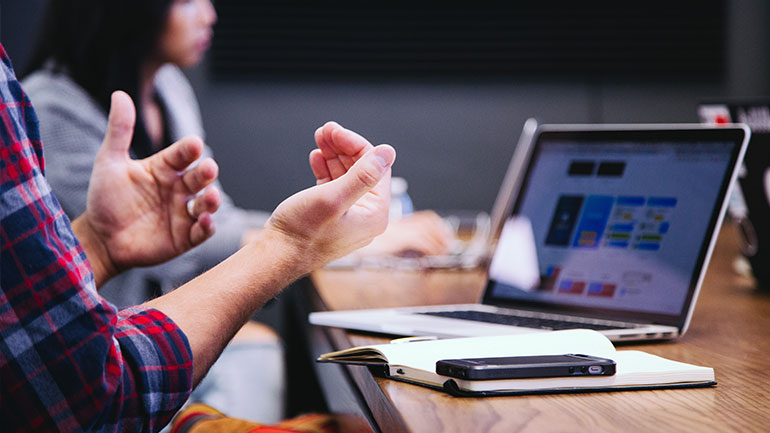 Συνεργασία μεταξύ του ΣΕΚΕΕ και του Κέντρου Έρευνας Καινοτομίας και Επιχειρηματικότητας «Αρχιμήδης» του ΕΚΠΑ