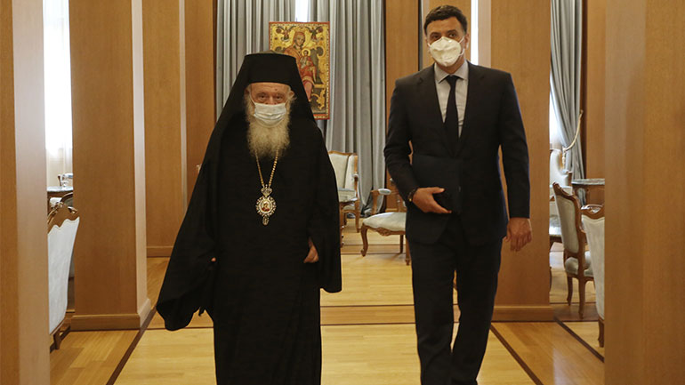 Β. Κικίλιας: Η Εκκλησία να βοηθήσει την προσπάθεια για την αντιμετώπιση της πανδημίας