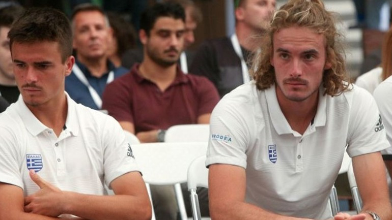 Πρόωρος αποκλεισμός στο διπλό για τους Στέφανο και Πέτρο Τσιτσιπά στο Αμβούργο