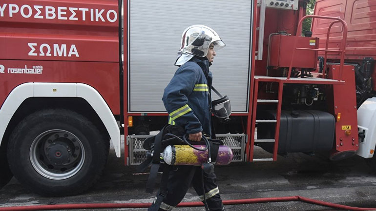 Φωτιά σε καθαριστήριο στο Χαλάνδρι
