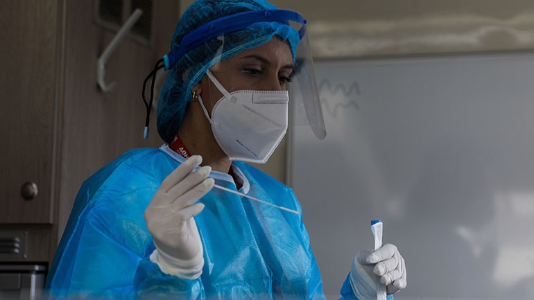 Συναγερμός στο Γηροκομείο Βόλου  με 9 κρούσματα – 35 εργαζόμενοι αρνούνται να εμβολιαστούν