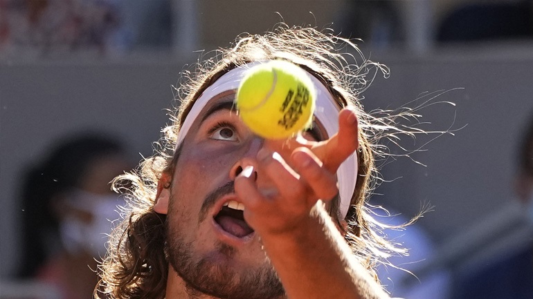 Τένις: Νίκη-πρόκριση για τον Τσιτσιπά στο Αμβούργο, 2-0 σετ τον Κέπφερ