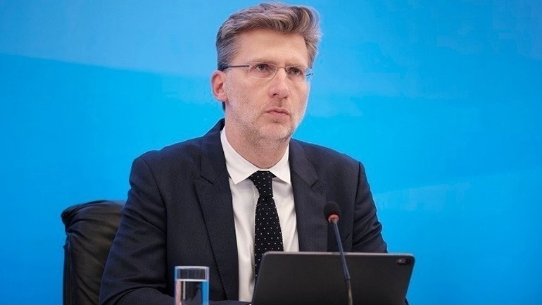 Σκέρτσος: «Τείχος ανοσίας με πειθώ, επιβράβευση και υποχρεωτικότητα»