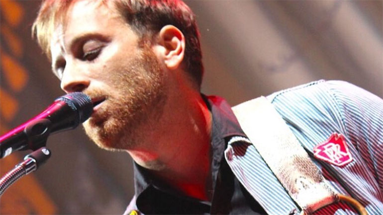 Ο Νταν Άουερμπακ θα κάνει σκηνοθετικό ντεμπούτο με ντοκιμαντέρ για τον Dr. John