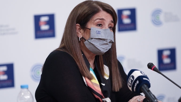 Παπαευαγγέλου: Έξαρση του Covid λόγω της επιστροφής των νέων από νησιά