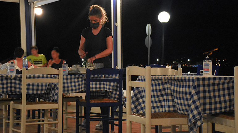 Σε ισχύ από σήμερα τα νέα μέτρα για την εστίαση