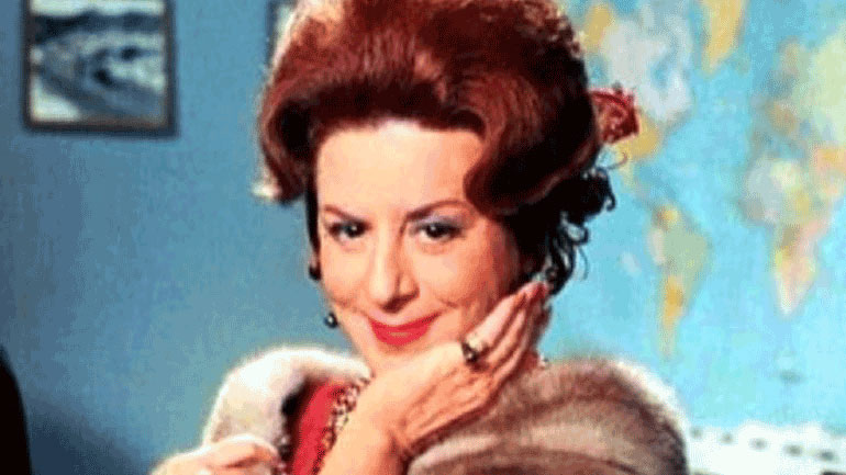 Μαίρη Αρώνη: Μια μεγάλη κυρία του ελληνικού θεάτρου