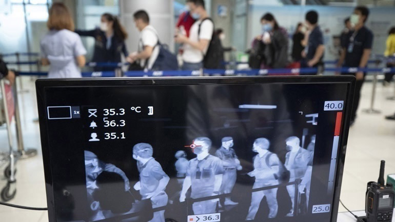 Βρετανία: Παραμένει σε ισχύ η 10ήμερη καραντίνα για όσους επιστρέφουν από τη Γαλλία