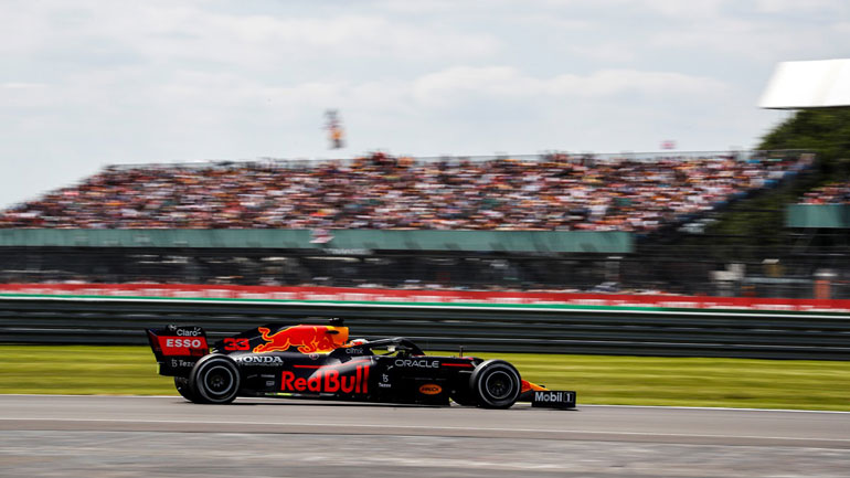 «Πάγωσε» το Silverstone ο Ολλανδός πιλότος της Red Bull στο Sprint Qualifying