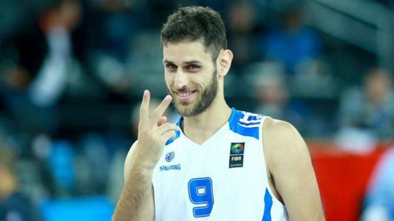 Τέλος καριέρας για τον Στράτο Περπέρογλου