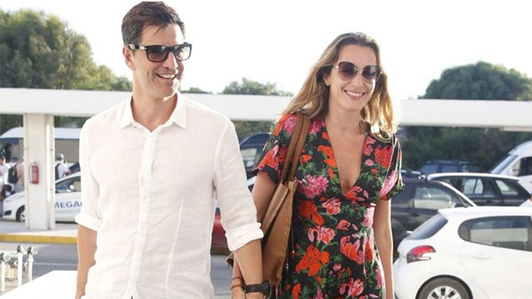 Ρουβάς – Ζυγούλη: Η τρυφερή φωτογραφία με τα παιδιά τους από τις καλοκαιρινές τους διακοπές