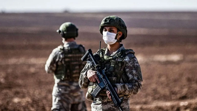 Καταγγελία: Κούρδισες ακτιβίστριες που δικαιούνται πολιτικό άσυλο παραδόθηκαν παρανόμως σε Τούρκους στρατιώτες