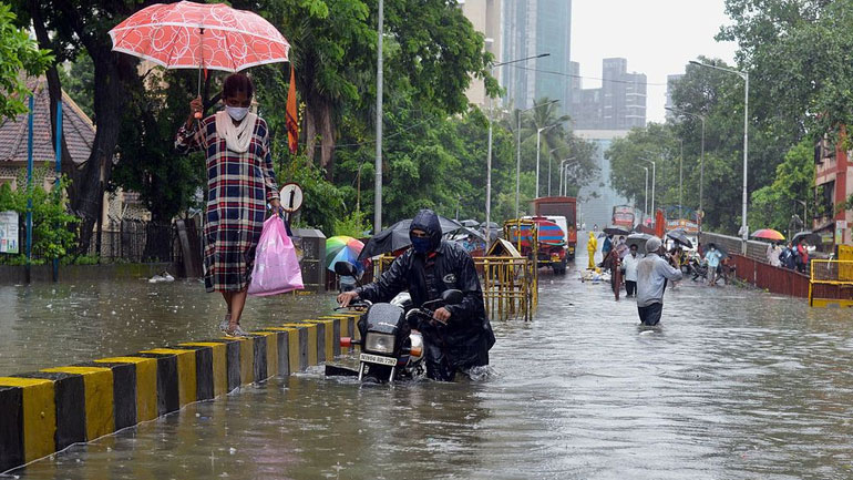 Τουλάχιστον 15 νεκροί στην Ινδία από κατολισθήσεις στο Μουμπάι