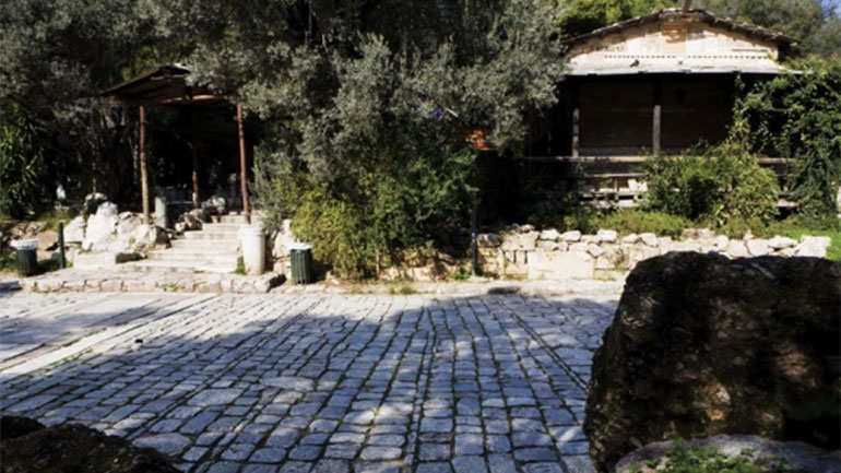 Ποιήματα τεσσάρων κοριτσιών από το Αφγανιστάν, στου Φιλοπάππου