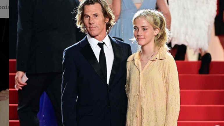 Η κόρη της Τζούλια Ρόμπερτς έκανε το ντεμπούτο της στο κόκκινο χαλί των Καννών