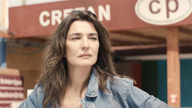 «Καρτ ποστάλ»: Με τους Μαρία Ναυπλιώτου, Γιάννο Περλέγκα, Χαρά Μάτα Γιαννάτου στα γυρίσματα του νέου επεισοδίου της σειράς