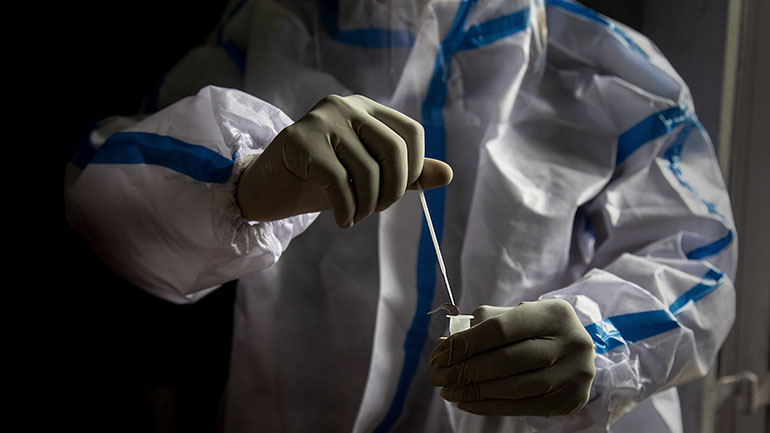 Νότια Κορέα: Το 80% του πληρώματος ενός αντιτορπιλικού βρέθηκε θετικό στον κορωνοϊό