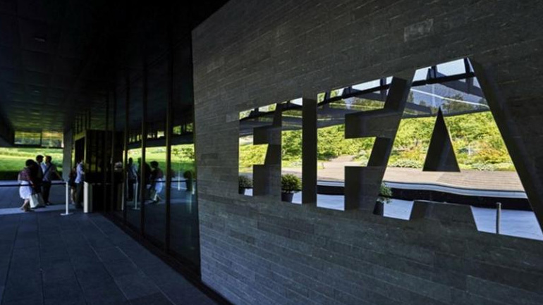 FIFA: «Καμία πρόθεση για αλλαγές στους κανονισμούς του ποδοσφαίρου»