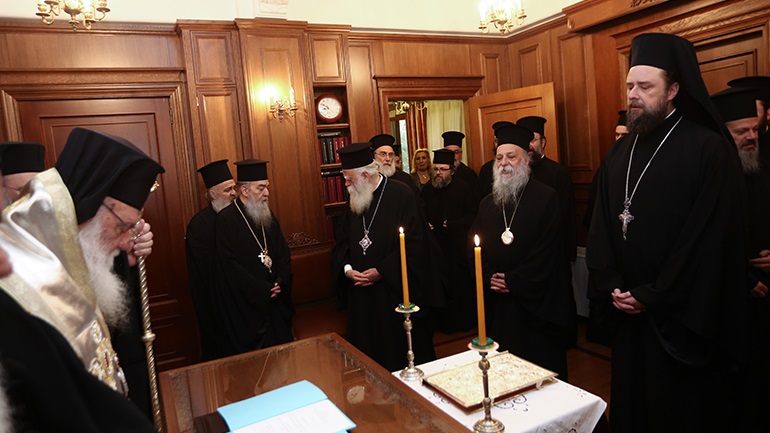 Ανακοίνωση της Εκκλησίας για τα εμβόλια