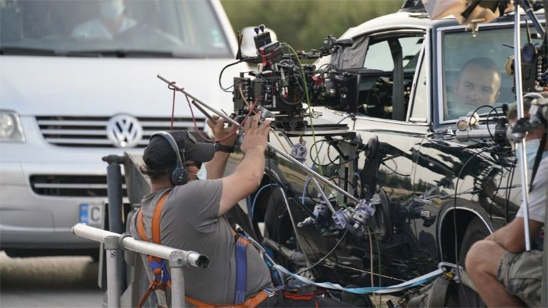 Αντόνιο Μπαντέρας: Από τα πλατό του «The Enforcer» στα γυρίσματα του «Indiana Jones 5»