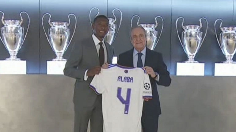 Ο Νταβίντ Αλάμπα υπέγραψε το συμβόλαιό του με τη Ρεάλ Μαδρίτης