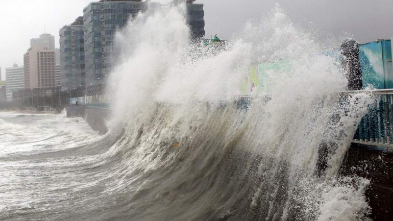 Τυφώνας απειλεί το Τόκιο