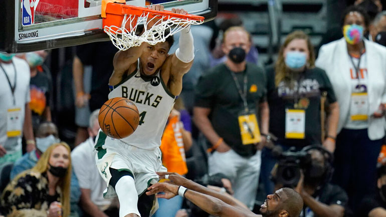 Αντετοκούνμπο: «Αυτό είναι για την οικογένειά μου»