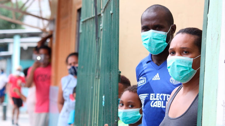 Ισημερινός: Στις 30.744 οι νεκροί από την πανδημία του κορωνοϊού