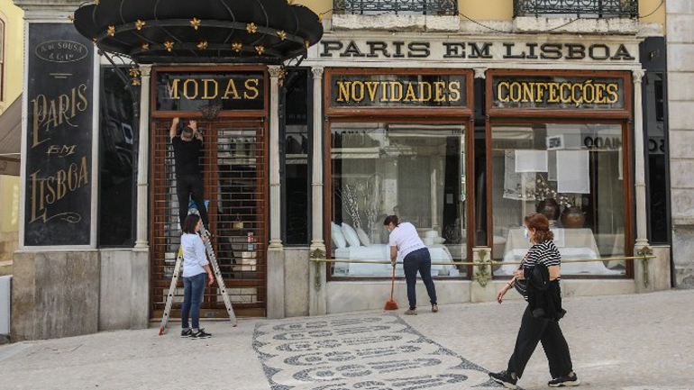Η Πορτογαλία θέλει να εμβολιάσει τους 12-17 ετών έως την έναρξη της επόμενης σχολικής χρονιάς