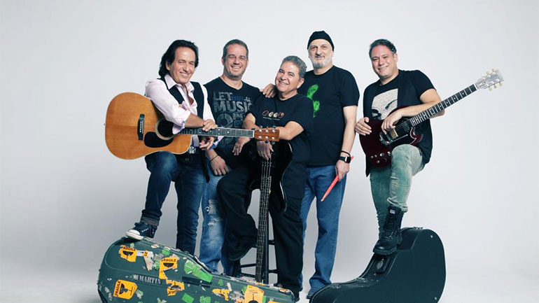 Ο Πασχάλης live στην Πλαζ Αρετσούς