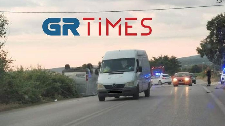 Θανατηφόρο τροχαίο στον Άγιο Βασίλειο με δύο νεκρούς Θανατηφόρο τροχαίο στον Άγιο Βασίλειο με δύο νεκρούς