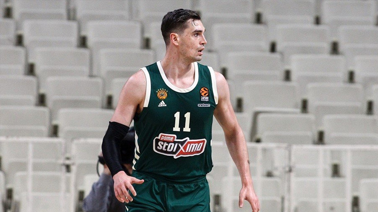 «Στην Ούνιξ Καζάν ο Χεζόνια»