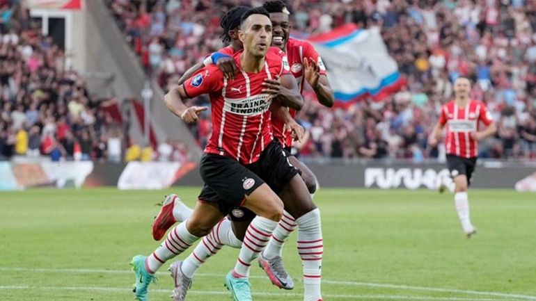 Champions League: «Πεντάρα» πρόκρισης για την Αϊντχόφεν επί της Γαλατά