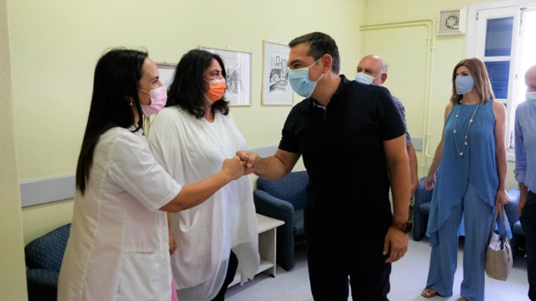 Τσίπρας: Η Μύκονος χαρακτηριστικό παράδειγμα της παταγώδους αποτυχίας της κυβέρνησης