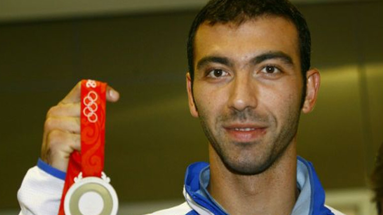 Αλέξανδρος Νικολαΐδης για Αυγενάκη: «Δεν ντραπήκατε καθόλου;»