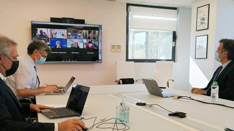 Τηλεδιάσκεψη του ΕΟΔΥ με επιστήμονες του Αμερικανικού CDC