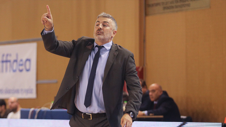 Μπάσκετ: Συνεχίζει στον πάγκο του Απόλλωνα ο Βετούλας