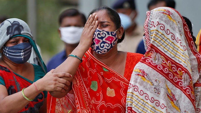 Ινδία: Ξεπέρασαν τους 420.000 οι θάνατοι εξαιτίας της COVID-19 Ινδία: Ξεπέρασαν τους 420.000 οι θάνατοι εξαιτίας της COVID-19