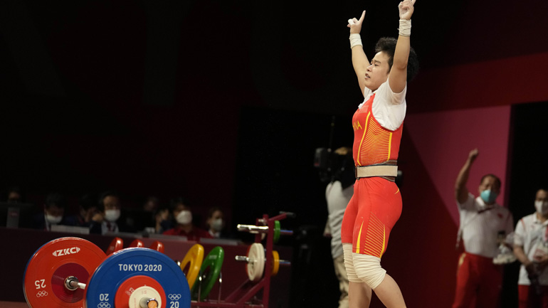 Άρση Βαρών: Η Κινέζα Χου νικήτρια στα 49 κιλά