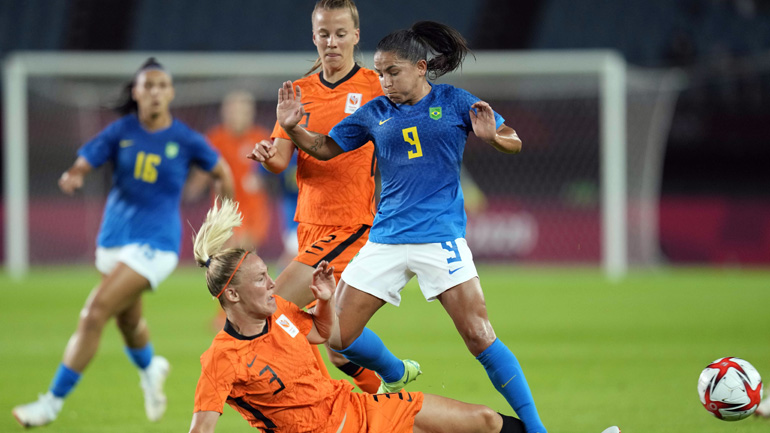 Ποδόσφαιρο γυναικών: Γκολ (3-3) και θέαμα στο ντέρμπι Βραζιλία-Ολλανδία