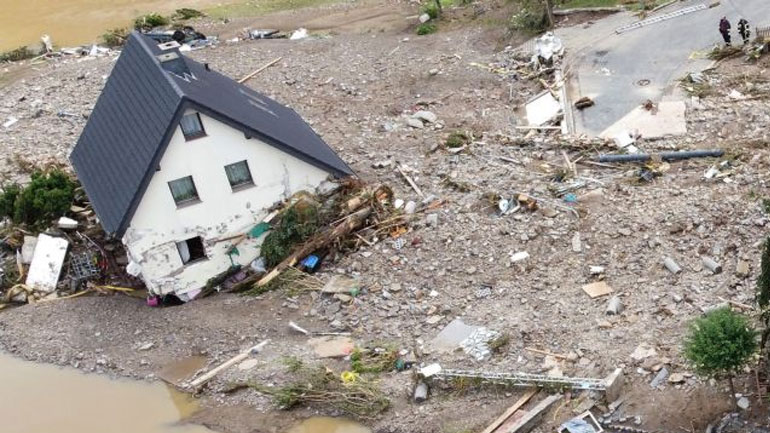 Στους 180 οι νεκροί από τις πλημμύρες στη Γερμανία και 150 αγνοούμενοι