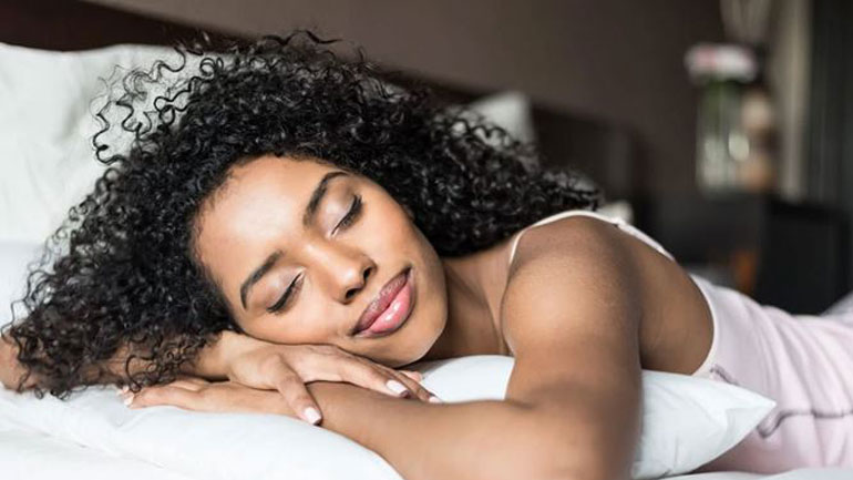 Τι συμβαίνει στην υγεία μας όταν δεν κοιμόμαστε αρκετά;